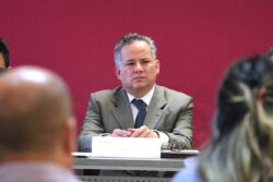Con cateo en CDMX, relacionan a ex contralor con otros delitos