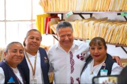 Remodelan Centro de Salud de Acatlán; supervisa Menchaca
