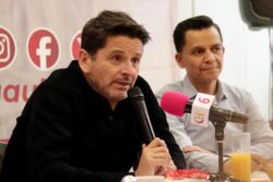 Tras polémica, Cuauhtémoc asegura haber “limado asperezas” con Simey