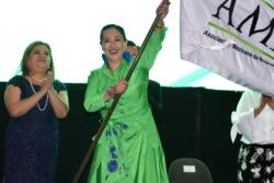 Fabiola Monroy asume presidencia de AMMJE Pachuca; promete impulsar a más emprendedoras