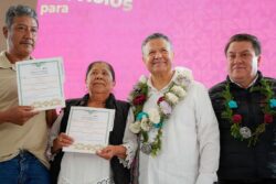 Gobernador reconoce liderazgo de Febronio Rodríguez, en visita a Tianguistengo