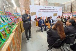 Da SEPH banderazo de salida a libros de texto gratuitos de educación básica
