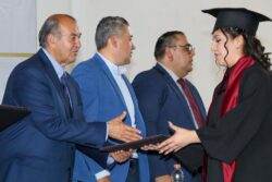 Egresan del Cobaeh 9 mil estudiantes en todo Hidalgo