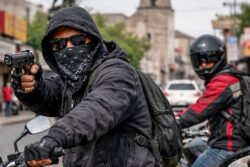 Ante robos y extorsiones, Ixmiquilpan llama a emplacar motocicletas