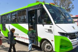 Tuzobús amplía cobertura de alimentadoras con ajuste operativo