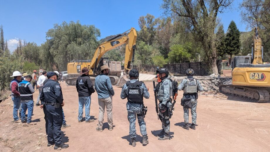 Conagua llega con Guardia Nacional a Tlahuelilpan y arrasa zona invadida