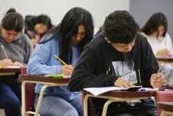 Hidalgo se resiste a eliminar examen de bachillerato; 18 estados ya lo retiraron