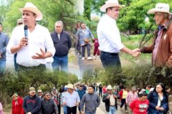 Pavimentación, cemento y luminarias llegan a comunidades de Tula con inversión municipal