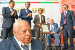 Reconocen a José Luis Robledo por construir empresa que hoy da empleo a mil 800 personas