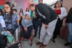Escuelas de cinco municipios reciben inversión educativa en la Sierra Gorda de Hidalgo