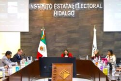 El árbitro antes del silbatazo
