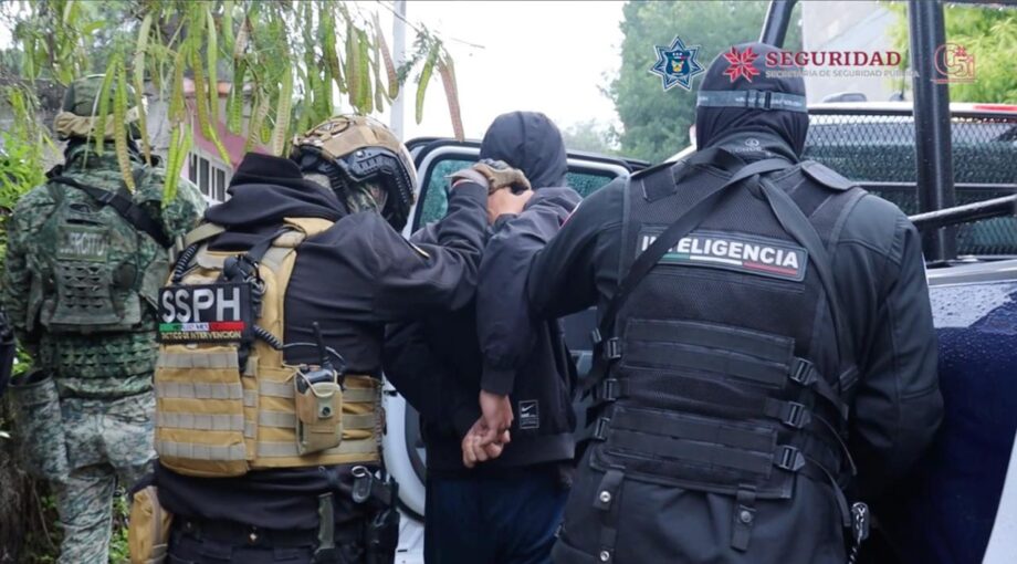 Desmantelan tres puntos de venta de droga en Tepeji; aseguran más de mil 200 dosis
