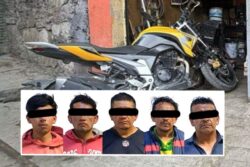 Operativo del C5i lleva a taller donde recuperan moto robada y detienen a cinco en Mineral de la Reforma