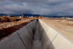 Invierten 380 mil pesos para modernizar canal agrícola en Mineral de la Reforma: Conagua