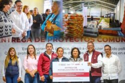 DIF Hidalgo invierte 3.2 millones en proyectos para comunidades rurales en tres municipios