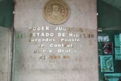 A puerta cerrada, audiencia contra siete por retención del alcalde de San Salvador
