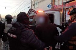 Detienen a encargado del C2 de Villa de Tezontepec; lo vinculan con grupo delictivo