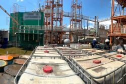 Desmantelan centro de procesamiento clandestino de combustible en Tizayuca