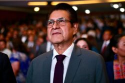 Olivares condena agresión contra alcalde de San Salvador y pide respetar la ley