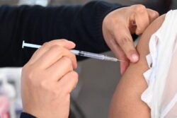 Influenza cobra su primera víctima de la temporada interestacional; fue un menor de Huejutla