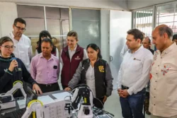 Cobaeh estrena laboratorios STEM en Metzquititlán y Huazalingo; acercan robótica y programación a estudiantes