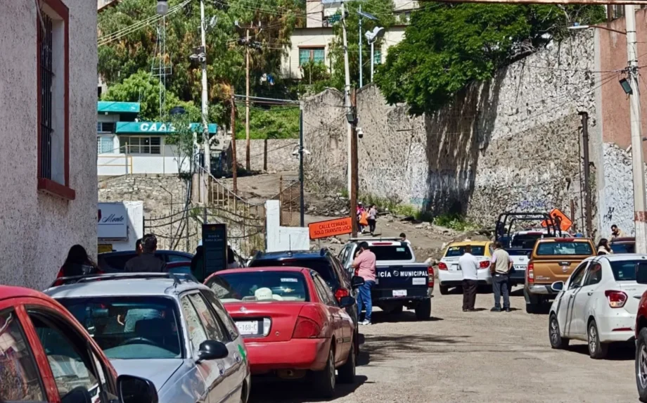 Mueren dos trabajadores atrapados por material en mina de Pachuca — imagen 2 Mueren dos trabajadores atrapados por material en mina de Pachuca — imagen 2