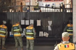 Mueren dos trabajadores atrapados por material en mina de Pachuca