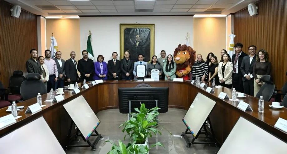 Congreso de Hidalgo firma convenio con Cenhies; trabajadores y familiares tendrán 30% de descuento — imagen 3 Congreso de Hidalgo firma convenio con Cenhies; trabajadores y familiares tendrán 30% de descuento — imagen 3
