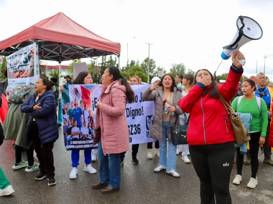 Tras bloqueo en Pachuca, acuerdan inspecciones sorpresa en hospitales y oficinas del IMSS en Hidalgo — imagen 4 Tras bloqueo en Pachuca, acuerdan inspecciones sorpresa en hospitales y oficinas del IMSS en Hidalgo — imagen 4
