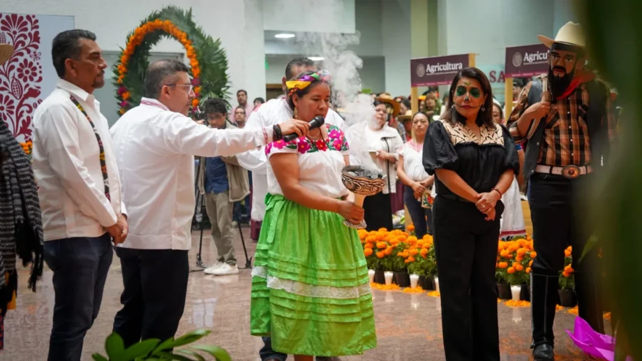 Huejutla lleva las tradiciones del Xantolo al Senado y Agricultura — imagen 3