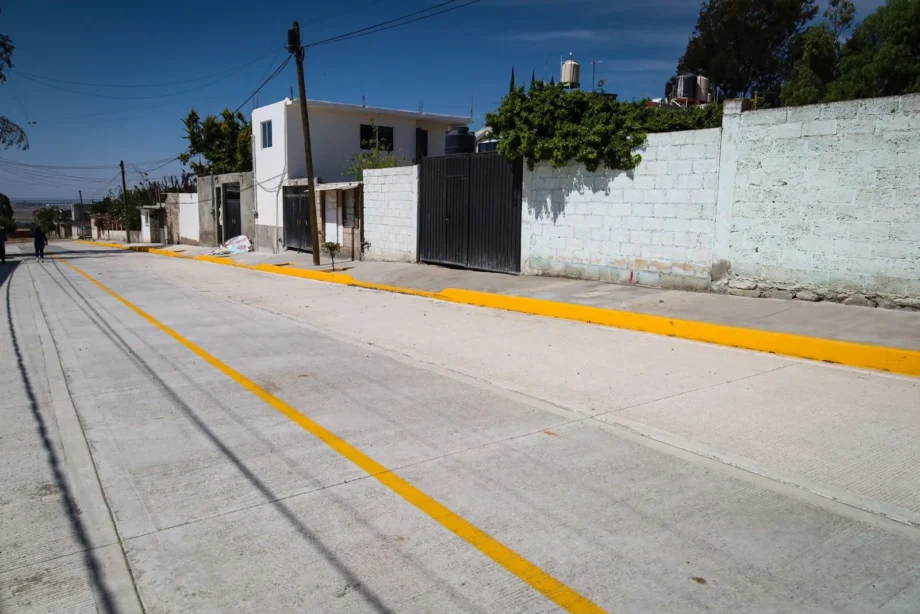 Concluyen pavimentación de cuatro calles en Matilde, Pachuca; instalan luminarias — imagen 2