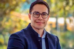 Jorge Reyes confirma registro en Morena para buscar la reelección en Pachuca en 2027