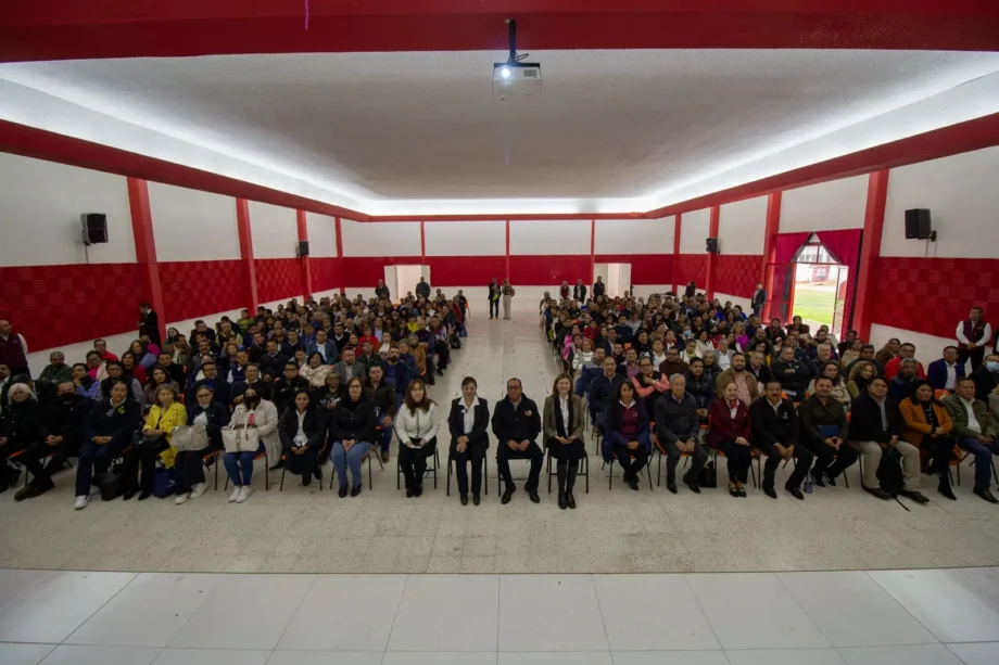 IHE abre diálogo sobre uso responsable de celulares y tecnología en las escuelas — imagen 2 IHE abre diálogo sobre uso responsable de celulares y tecnología en las escuelas — imagen 2