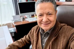 Tres funcionarios renuncian al Gobierno de Hidalgo para buscar candidaturas en 2027